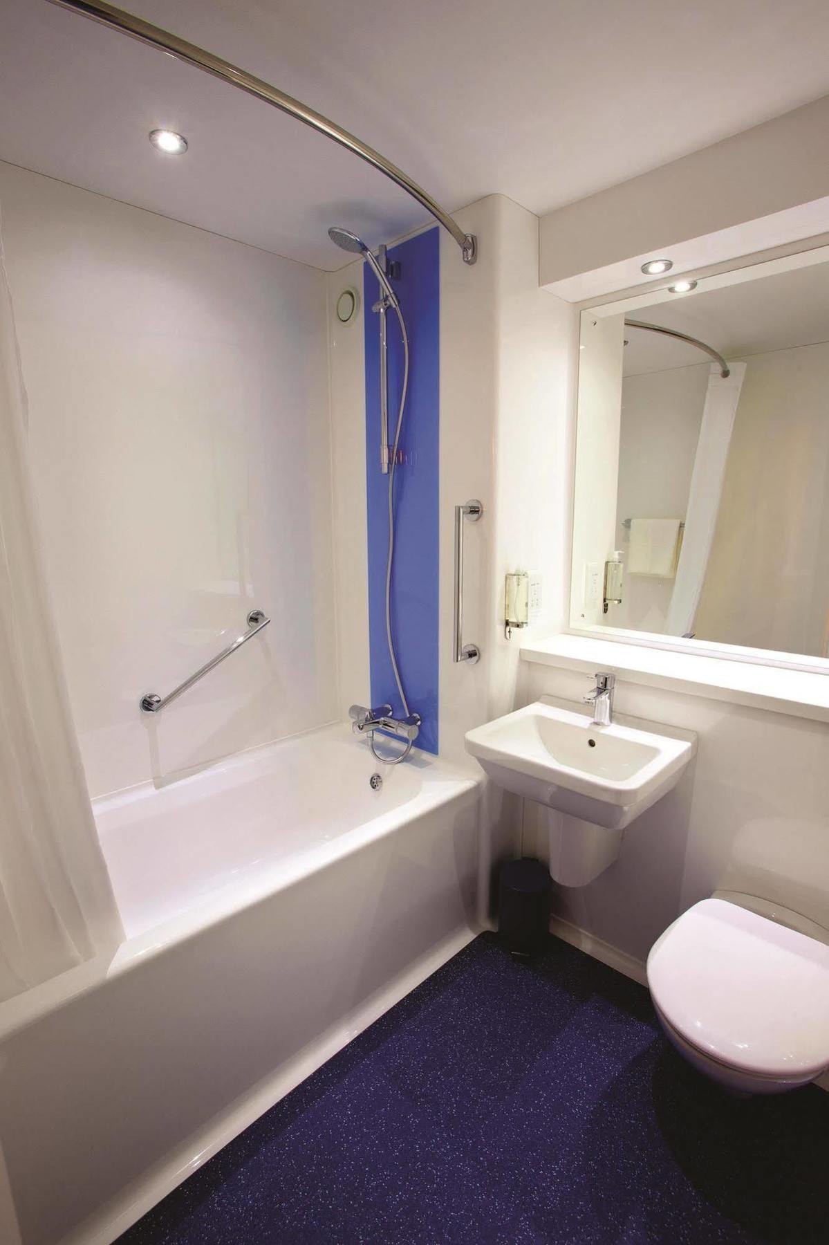 Travelodge London Vauxhall Exterior foto